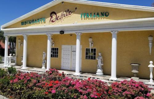 Sleeps 12 - Hot Tub - Pool - Game Room & Fire Pit! - Foto 35