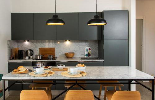 Italian Vacation Homes - Panoramic Villa - Photo 7