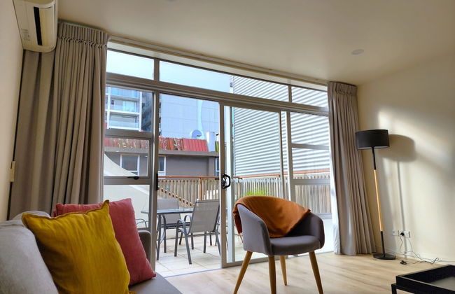 U Suites on Jessie - Photo 9