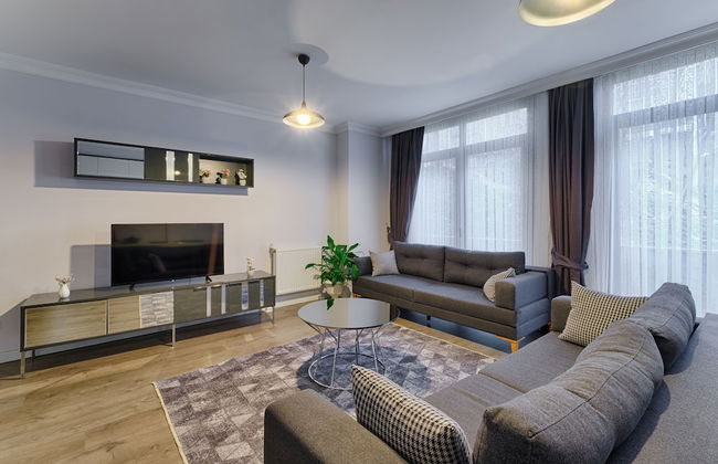 Gorgeous Central 2BR Condo w City Views - Foto 16