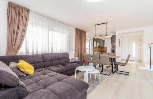 3 Bedroom Gorgeous Home In Linardici - Photo 22