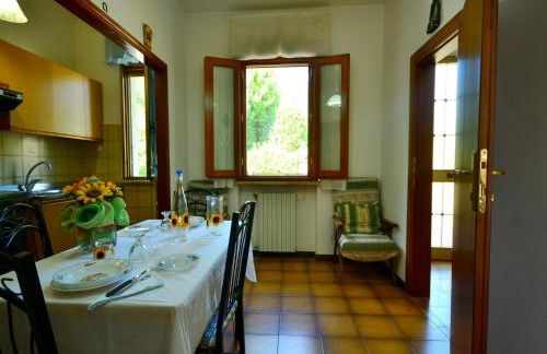 Sunlit Home With Pool - Foto 14