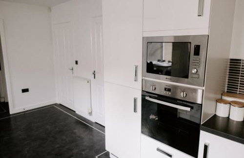 Gadbridge - 3 Bedroom House, parking and garden! - Foto 22