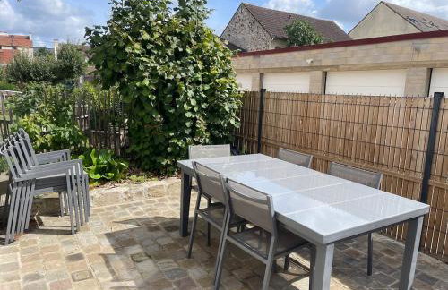 Maison plein pied proche de Paris, 1 chambre capacité 4 personnes, Parking privé, Terrasse privée, Climatisation - Foto 3