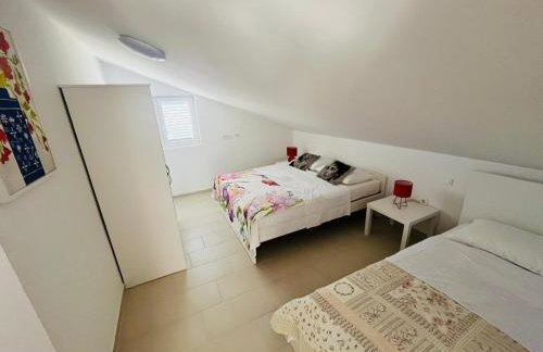 Apartments by the sea Susica, Ugljan - 25080 - Foto 7