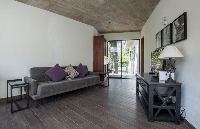 Casa con amplia terraza y jacuzzi - Foto 8