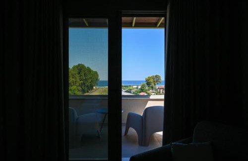 Montamar Olympus Villas - Photo 17