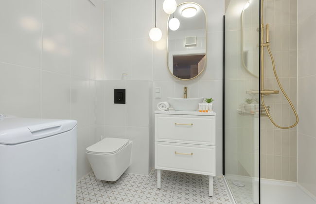 Modern Apartment With Balcony by Renters - Foto 34