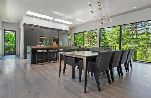 Luxury Modern Mountain Home - Foto 17