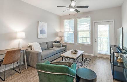 Landing Incredible 2BD Pool Clubhouse - Foto 33