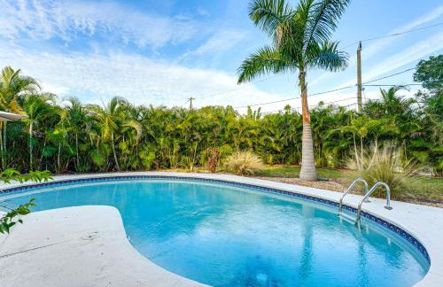 5 Mi to Downtown St Pete Private Oasis with Yard - Foto 21