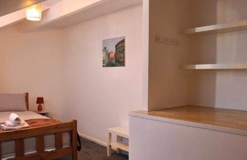 Perfect Getaway 2 bedroom house with parking - Foto 16