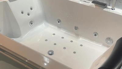 La Suite Prestige Jacuzzi,Sauna,Netflix,Disney - Foto 5