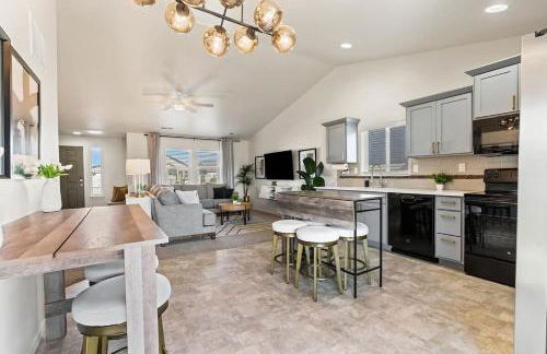 Modern Comfort Caldwell 3b2b Home Sleeps 8! - Foto 1