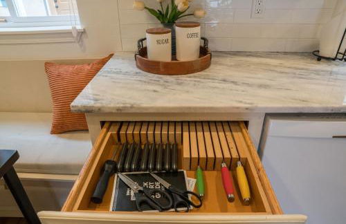 Luxe Bavarian Retreat - in Town with Hot Tub - Foto 58