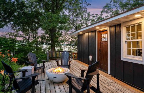 Waterfront Maple Lake Cabins with Private Beach! - Foto 1