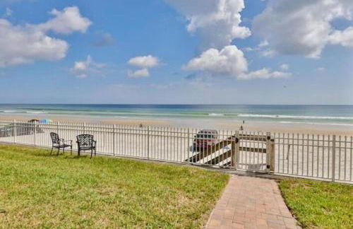 Oceanfront Villa Heated Pool - Foto 15