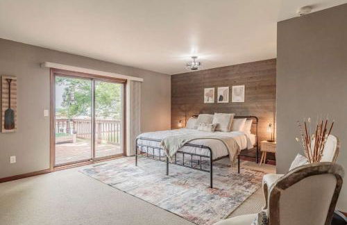 Waterfront Home with Dock Sleeps 8 - Foto 25