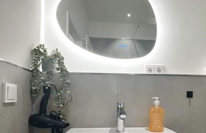 Stylish Apartment near Binnenalster for up to 8 Guests - Foto 13