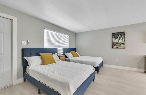 Beachside 1BR in Hollywood | Parking + WiFi - Foto 6