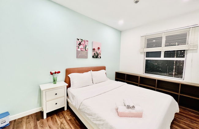 Sunrise City Apartment - Photo 9