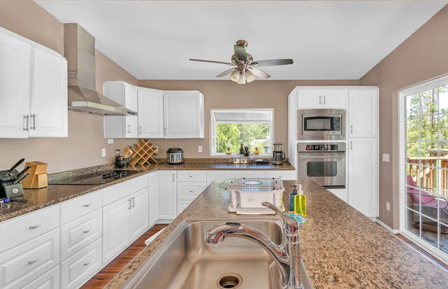 Immersed in Nature! Manzanita Cabin W/hot Tub - Foto 12