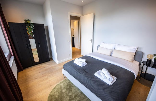 Spacious 2 Bedroom Serviced Apartments 71-77m2 - Photo 13