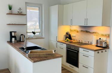 Reetdach-Ferienhaus "ANNI" mit direktem Meerblick, Sauna und Kamin - Foto 4