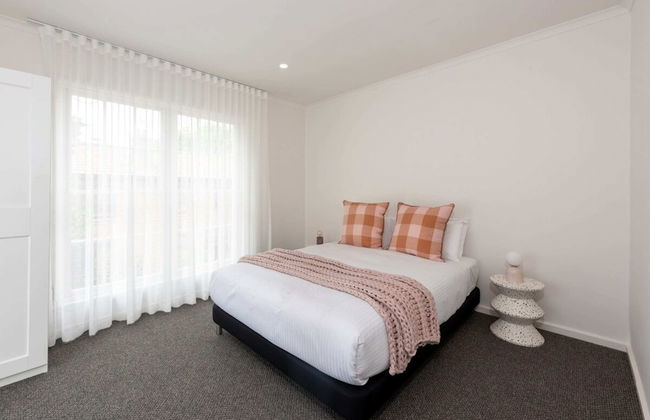 Elegant 2-bedroom House in Prahran w/ Parking! - Foto 1