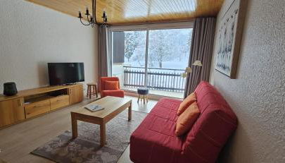 Sunny balcony steps from the slopes - Foto 2