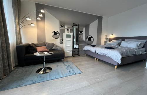 Balance Apartment Düsseldorf - Neuss with Parking - Foto 1