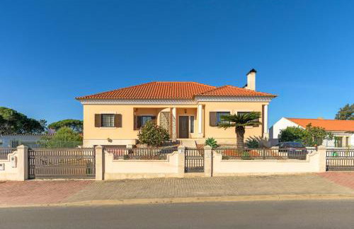 Beautiful Deluxe Villa 4 Bedroom - Foto 25