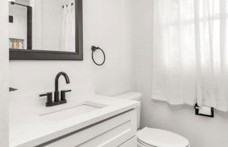 Beautiful 3 story villa with room for 17 people - outdoor POOL and indoor SAUNA - Foto 60