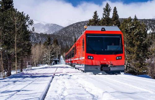 Modern A-frame w/ hot tub + view - Foto 68