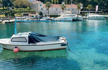 Sol MELBA Boutique Studios - Maslinica - Photo 69