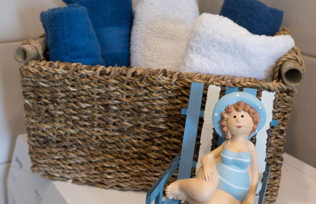 Apartment Semi - One Bedroom Apartment With Terrace and Sea View - Photo 16