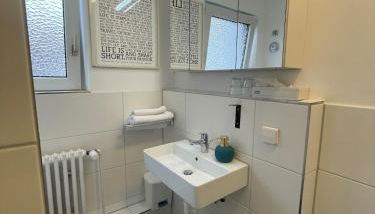 Studio-Parkplatz-Netflix-Balkon - Foto 5