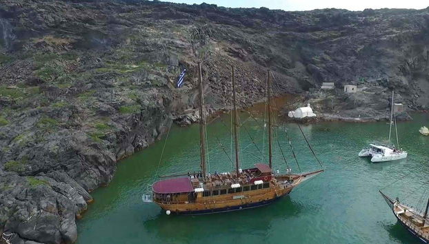 Santorini Sunset Cruise + Dinner - Foto 4