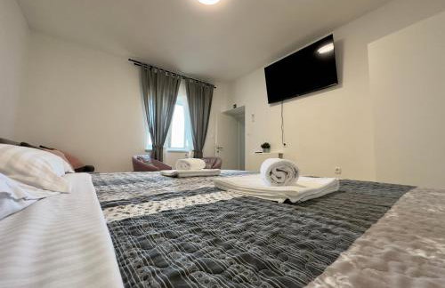 Matek family & studio apartment Rovanjska - Foto 25