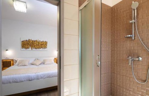 Amazing Home In Pula With Kitchen - Foto 36