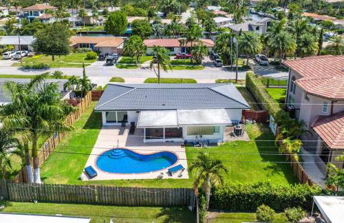 Amazing Home w Heated Pool 8 mins to the Beach - Foto 54