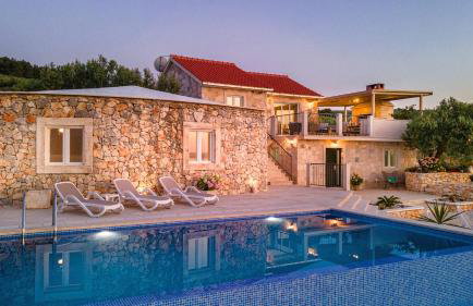 Villa Lukrecija Stonehouse - Foto 6