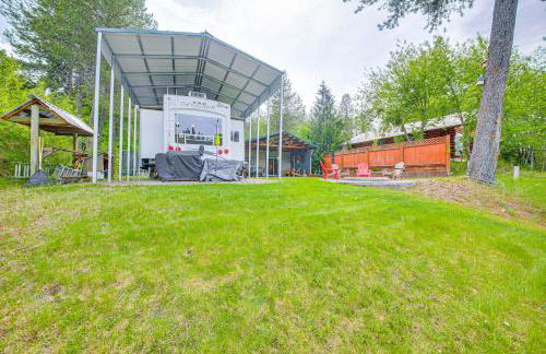 Family Fun on Ruby Creek Cusick Hideaway with Dock - Foto 30