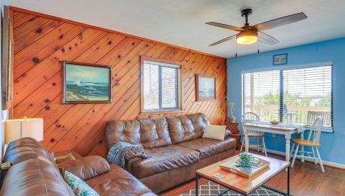 Waterfront Duplex with Dock and Views Near Town! - Foto 4