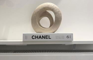 'The Elegant Comfort' - A Stunning Luxury 2-Bed Flat with Private Garden & Patio - Free Parking - Photo 22