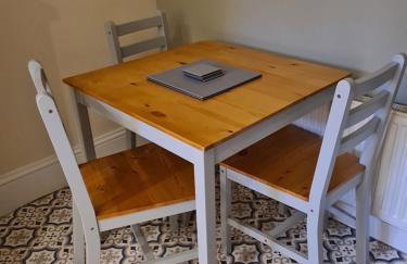 Spacious Mytholmroyd Apartment with River Views - Photo 15