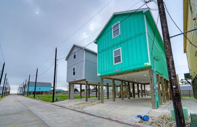 Sleeps 28 2 Homes w/ Boat Dock & Waterfront Pool Laguna Village Haven - Foto 32