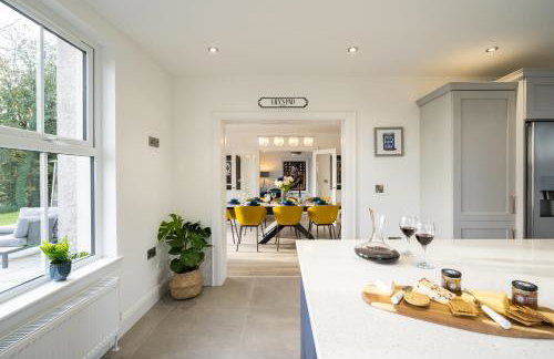 Escape Ordinary at Lily's Pad - Foto 6