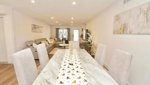 Luxury Oasis Getaway w/pool 15 mins from beach - Foto 5, Other