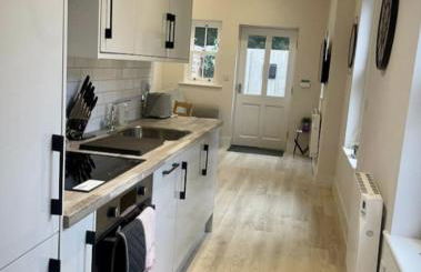 Moat View FREE PARKING, CENTRAL, EV PLUG - Foto 22